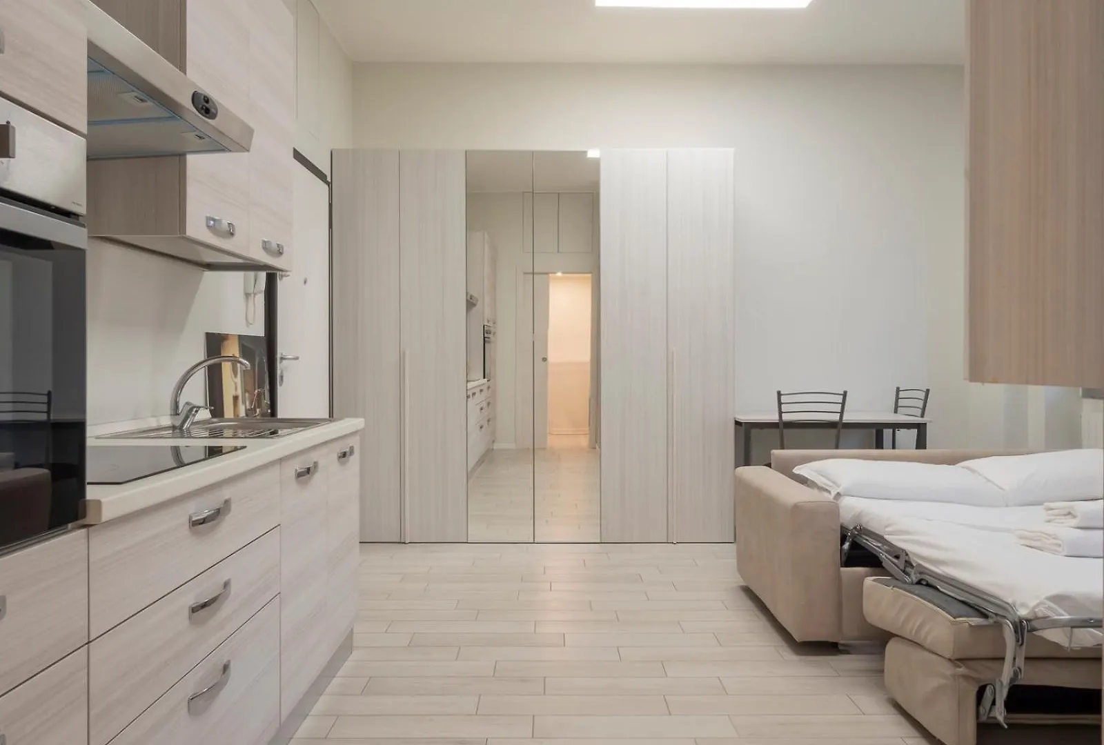 Ihost Apartment - Trasimeno 22 Milan